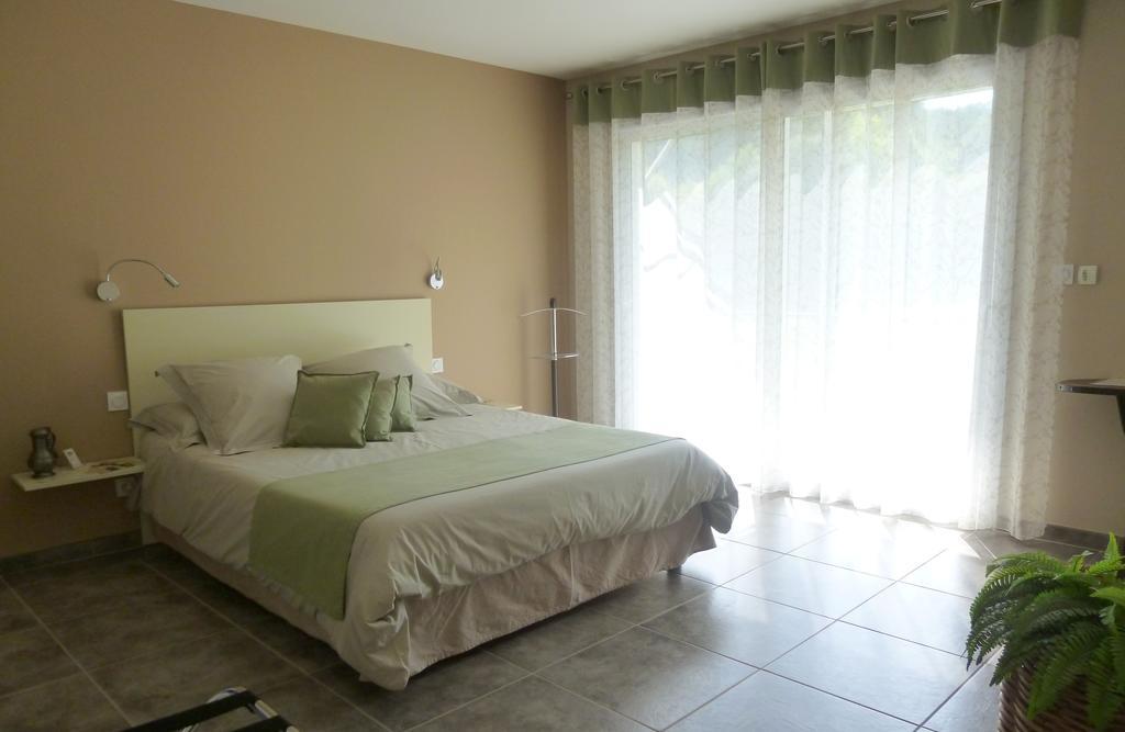Face Au Gardon Bed & Breakfast Saint-Jean-du-Gard Bagian luar foto